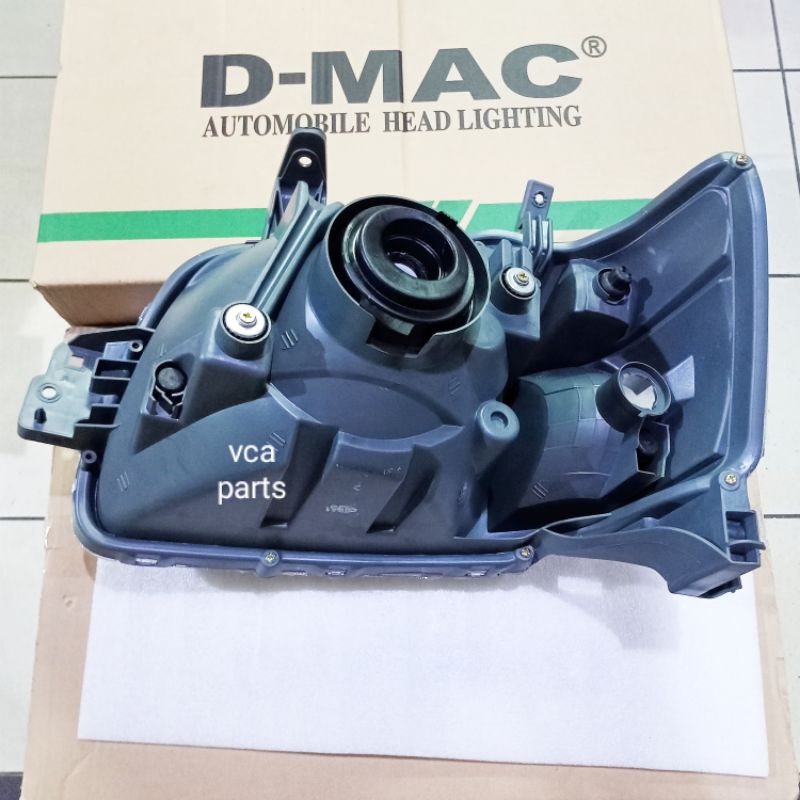 HEAD LAMP/LAMPU GRAN MAX SEBELAH KANAN ( RH ) MERK D - MAC.