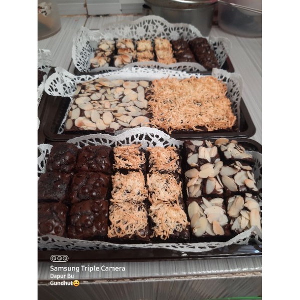 

BrowniesPanggangDapurBuGhundhutSunny