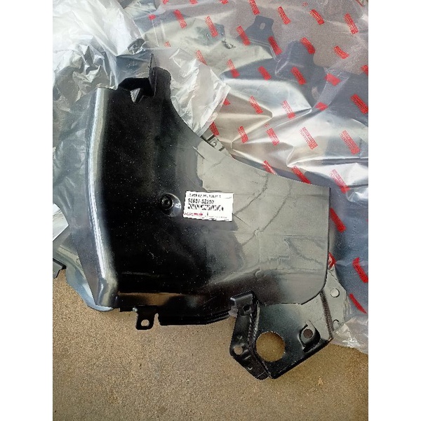 liner fender belakang calya Sigra original