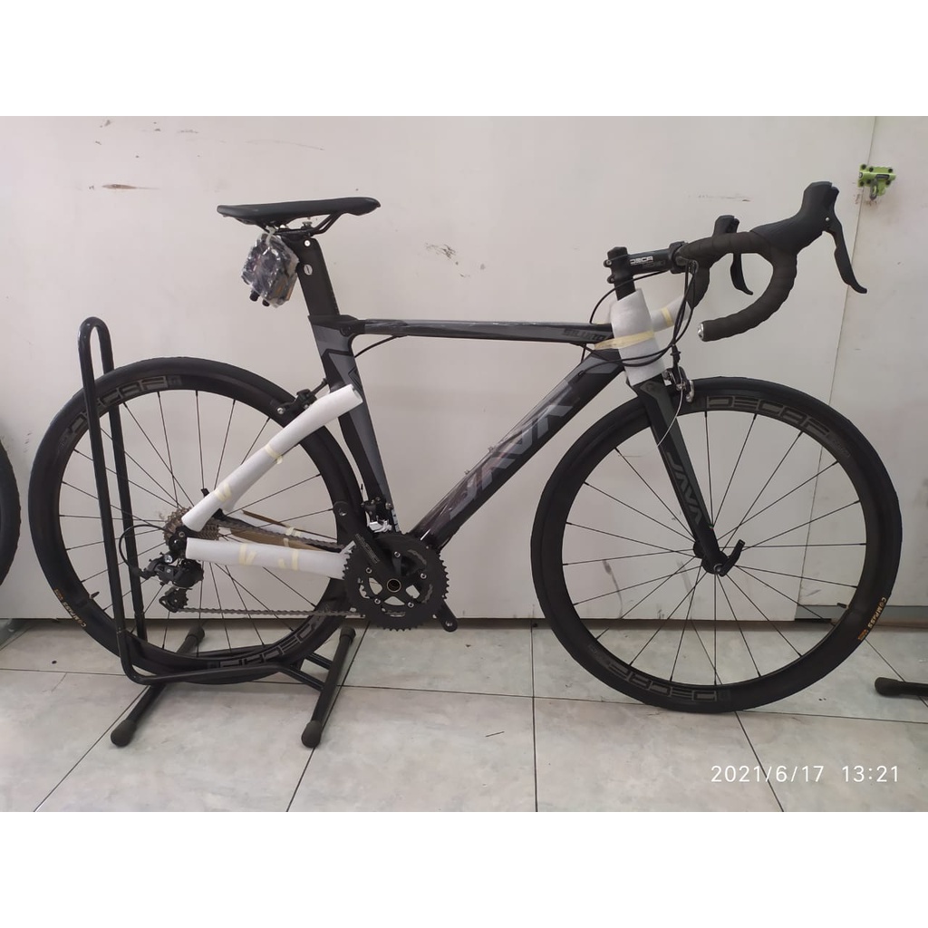 Sepeda Balap Roadbike JAVA SILURO 2.0 9 Speed