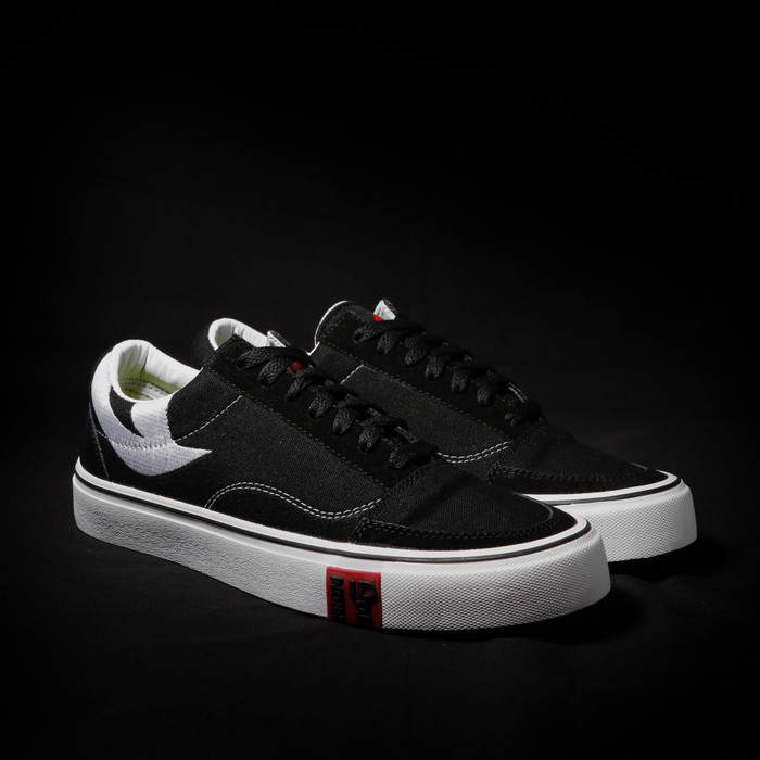 Sepatu Pria Redknot Volker Black / Sneakers Pria / Sepatu Redknot Murah