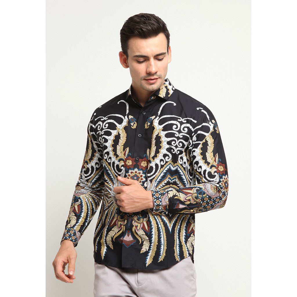 LR-2 Kemeja Batik Panjang Black K033