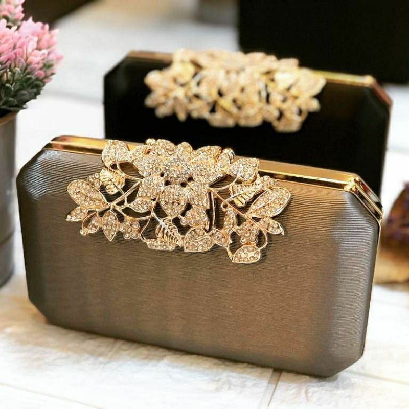 Tas Pesta VICTORIA Embellished Crystal Box Clutch