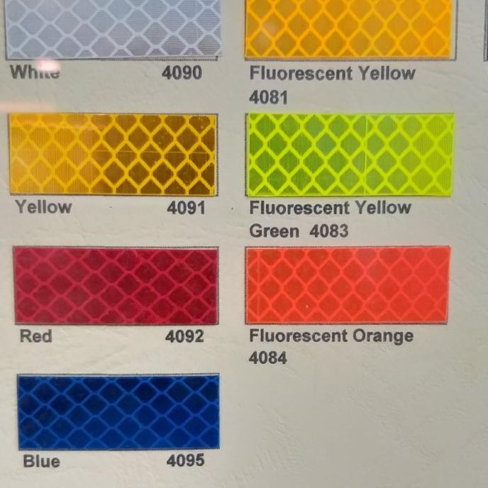 

3M Diamond Grade Fluorescent Reflective sheeting 120 cm x 1 meter