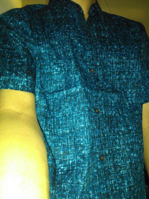 Ramayana V6 Kemeja Katun Printing Abstrak 106320 Biru Ramayana V6 Kemeja Katun Printing Abstrak 106320 Biru