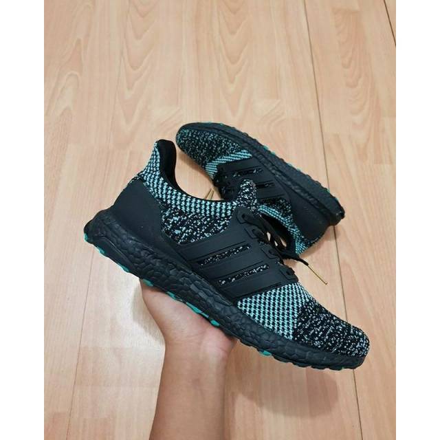 ultraboost christmas carol