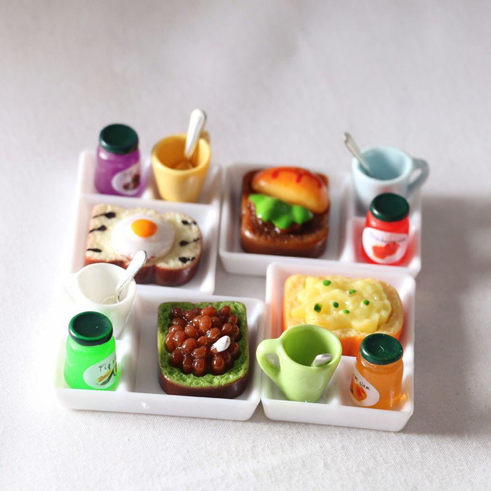 Lanfy Rumah Boneka Miniatur Makanan Resin Boneka Aksesoris Untuk Blyth Doll House Decor OB11 1: 12mini Toast Bread