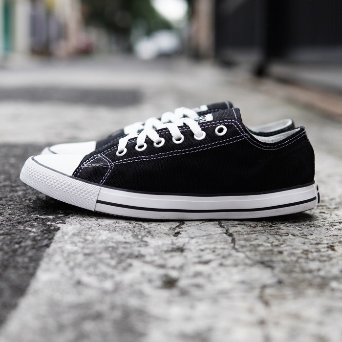 BISA COD !! SEPATU PRIA CASUAL SNEAKERS ALLSTAR LOW CLASIC HITAM SEPATU PRIA / WANITA