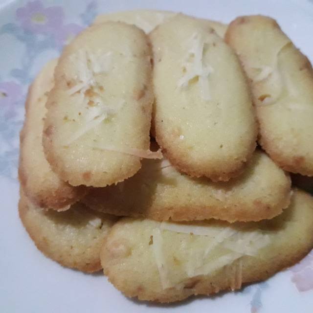 

Kue kering lidah kucing keju / kuker / cookies spesial lebaran dan natal