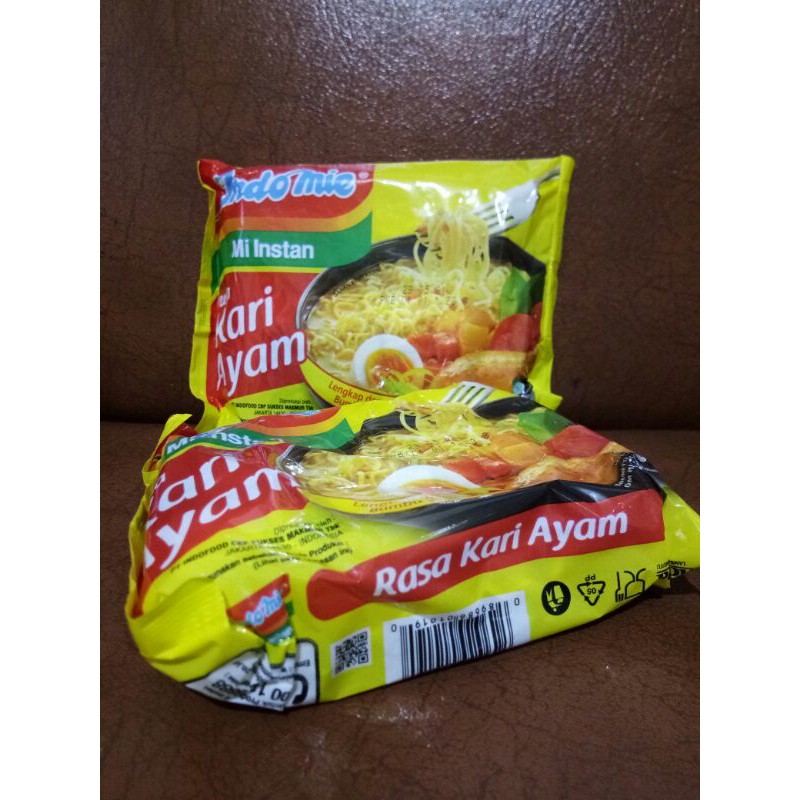 

Mie Kari Ayam
