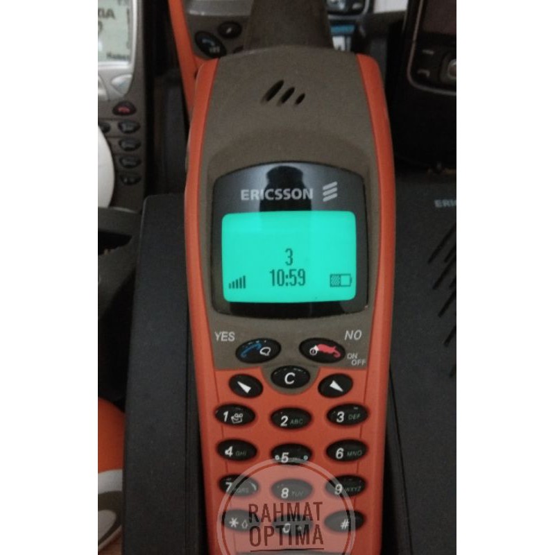 Ericsson R310 Orange aka Ericsson HIU