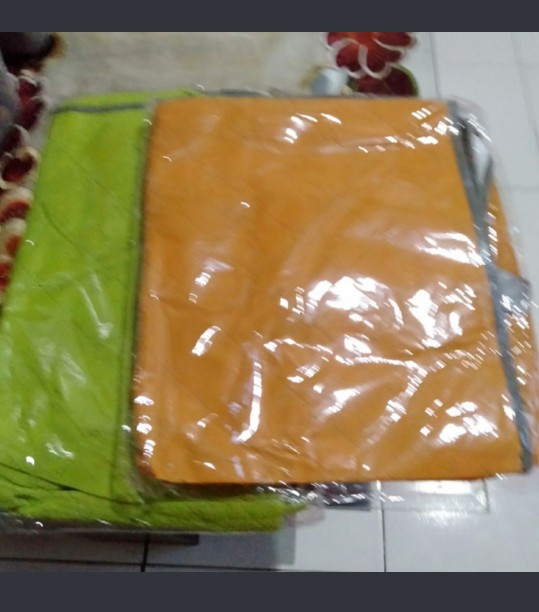 Tas Perlengkaln Rumah Tangga Tempat Penyimpanan Baju Selimut Jaket Lebar Dan Tinggi