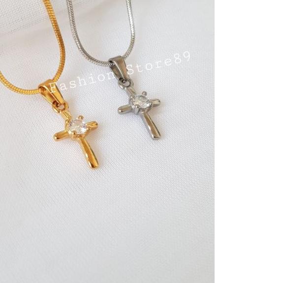➧ ready kalung Fashion salib titanium ukuran kecil gold white Antikarat import ❃