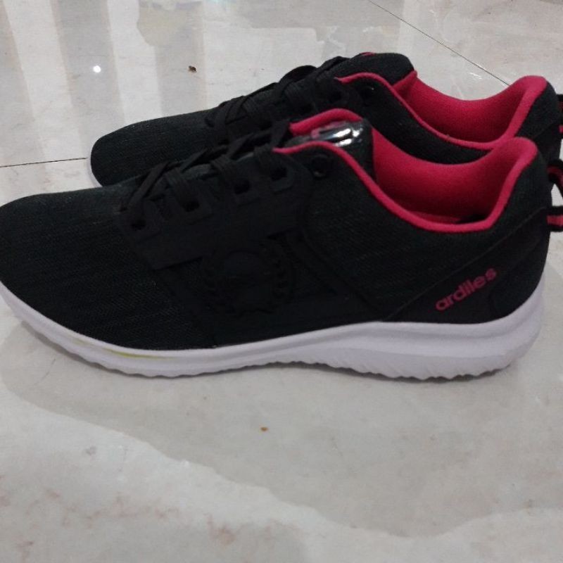 SEPATU ARDILES WANITA
