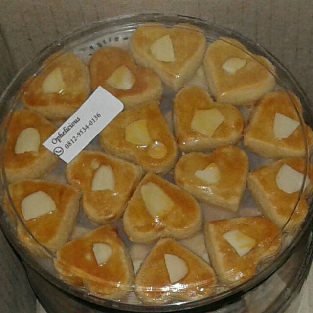 

Kue Kacang