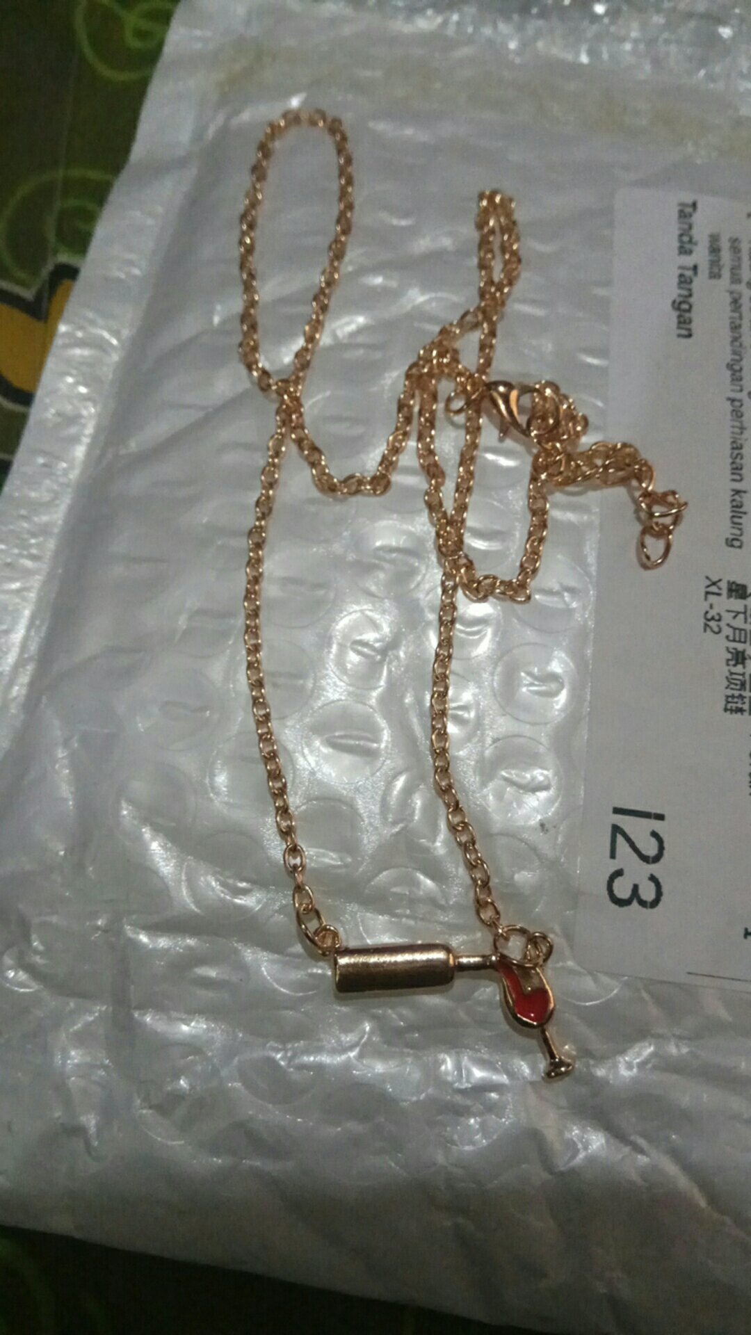 Kalung Fashion Wanita Desain Kepribadian Cinta Botol Anggur Merah Cangkir Kalung