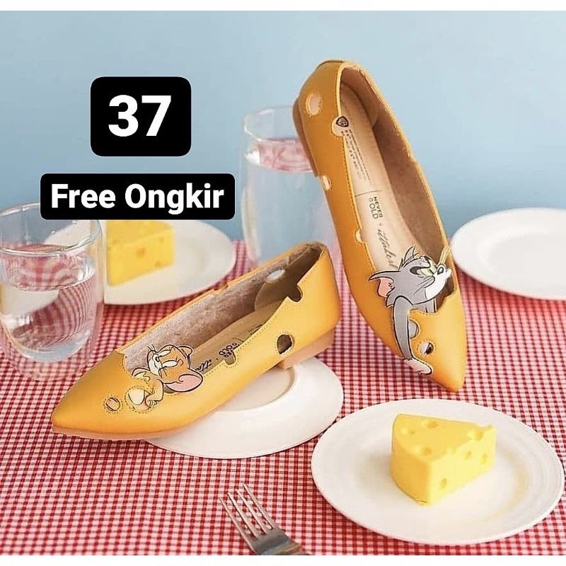 ITTAHERL TOM AND JERRY 37