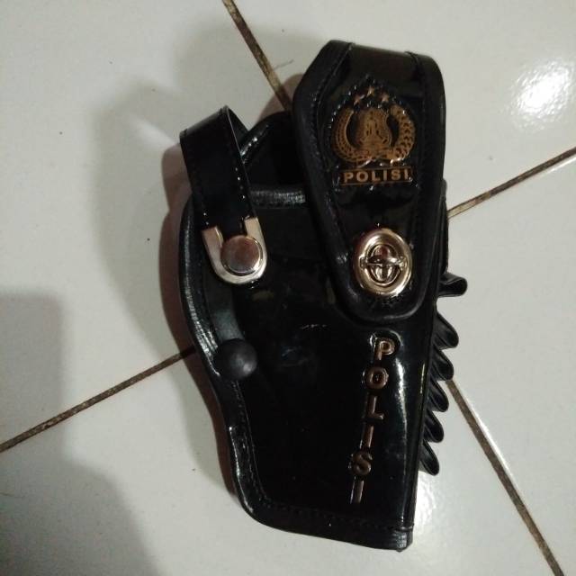 Sarung pistol sabhara bahan mengkilap