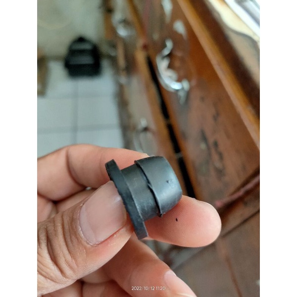 karet seal valve pcv Suzuki toyota Daihatsu honda universal