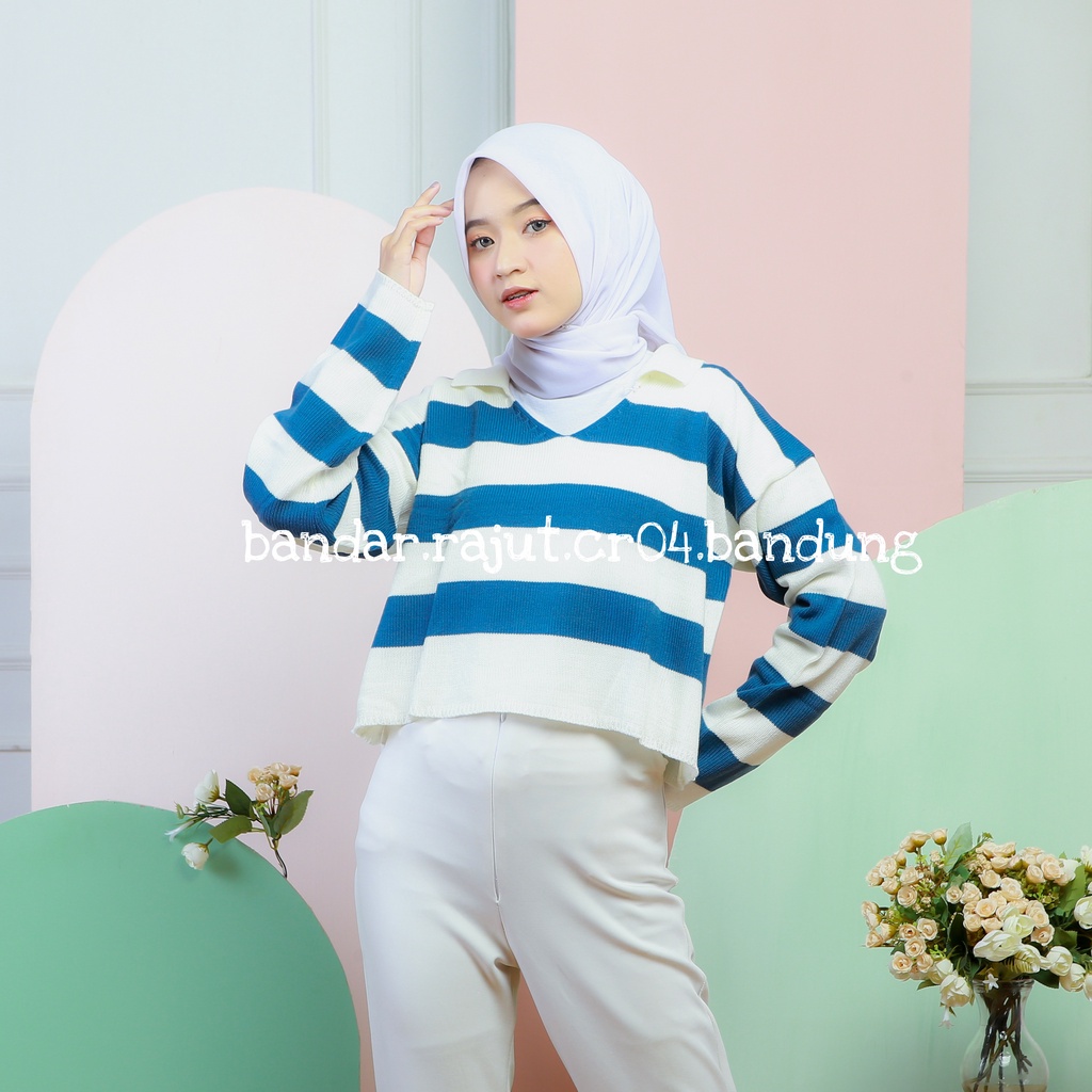 LIDYA DANIRA CROP TOP/BRANDED 7 GATE