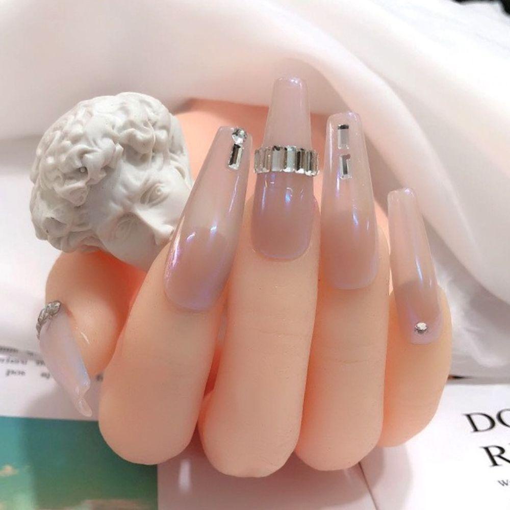 Agustina Nail Art Berlian Imitasi Cinta Hati Mewah Kuku Kecantikan Salon Kuku Menunjuk Bawah Manik-Manik Kristal Manicure Aksesoris