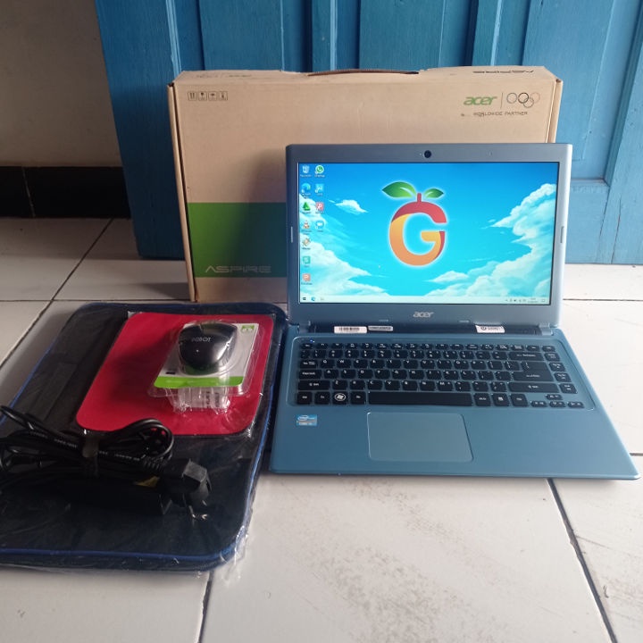 Acer V5-471 Biru Slim Tipis Fullset Lengkap Komplit Intel Core i3 SSD 120GB Windows 10 RAM 4GB Lapto