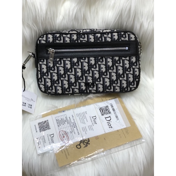 tas pouch Dior model terbaru