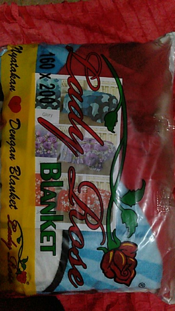 Selimut Ladyrose - Selimut Bulu Halus Murah - Selimut Bulu Motif Flower - Selimut Motif Bunga