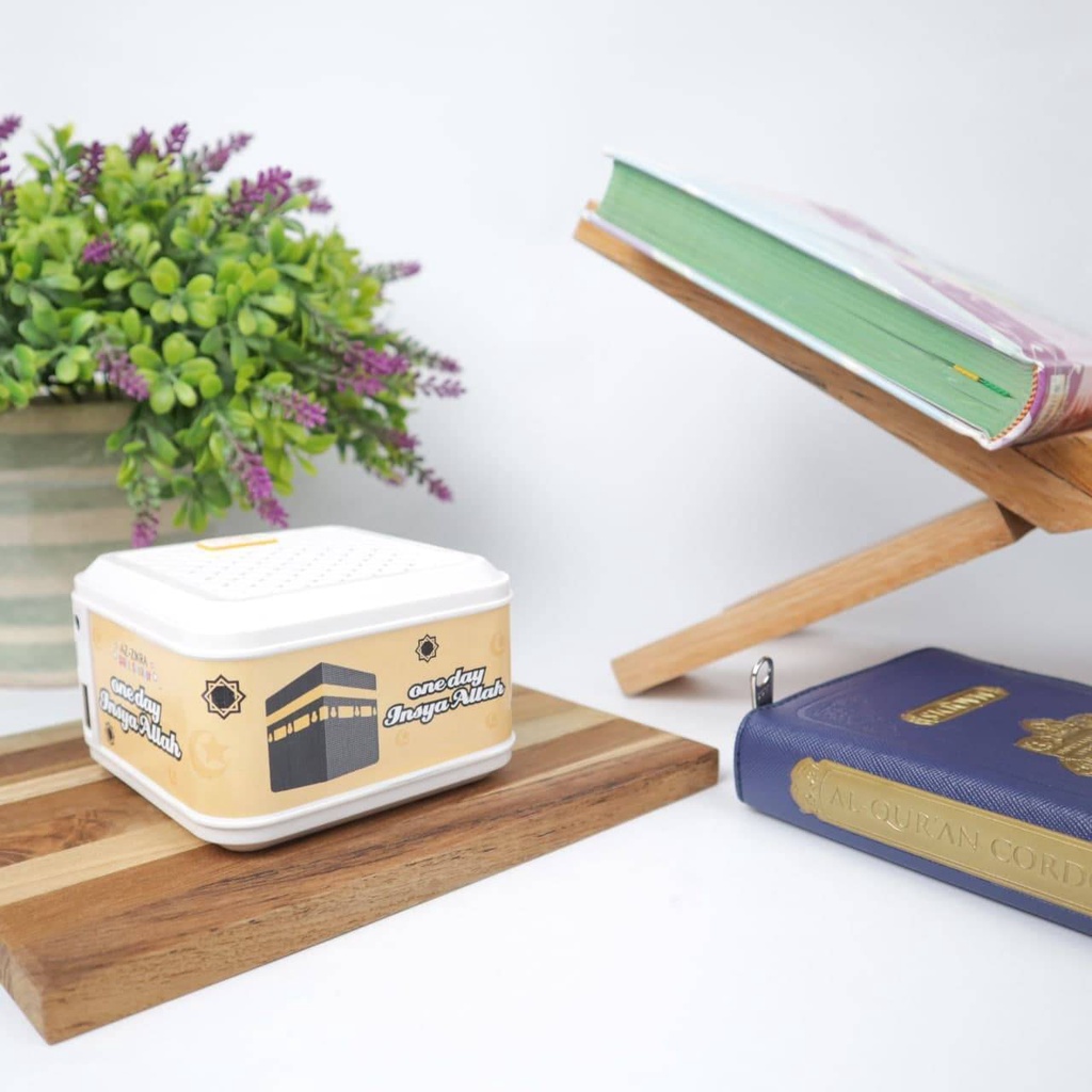 Azzikra - Hafiz Speaker Quran Murottal Anak Playbox Kabah P & L 9cm, T 6cm