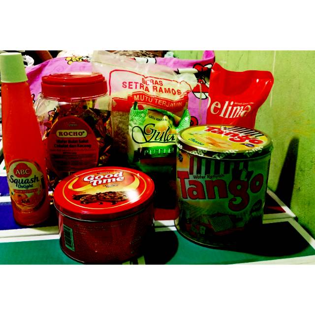 

Paket hamper kantoran