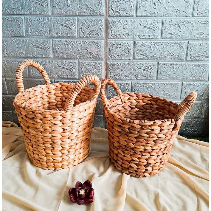Keranjang Anyaman / Basket Anyaman / Keranjang Eceng Gondok