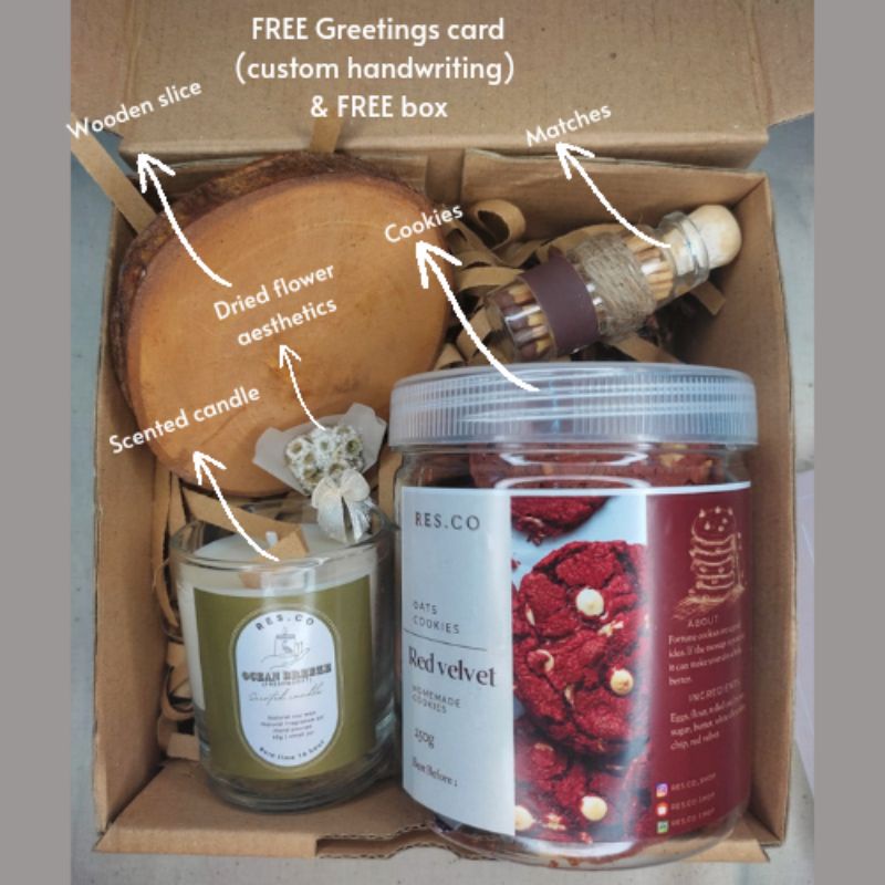 

hampers cookies & candle | hampers get well soon | hampers birthday | hampers greeting | hampers graduation| hampers wedding