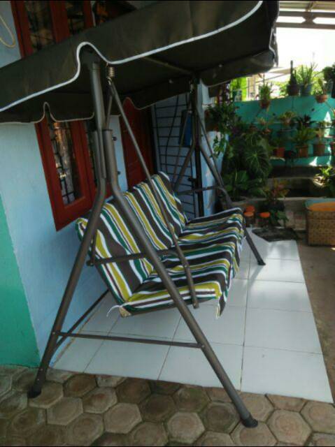 Swing chair Ayunan Taman / Kursi Goyang Santai