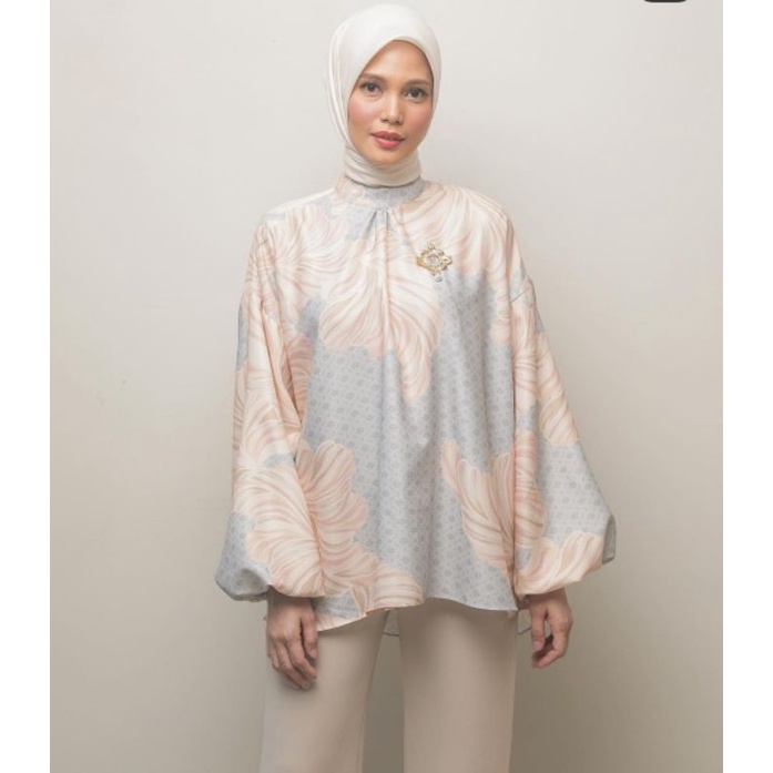Siap Kirim Last Stock Gianna blouse Candy M-L by Wearing Klamby Wearingklamby