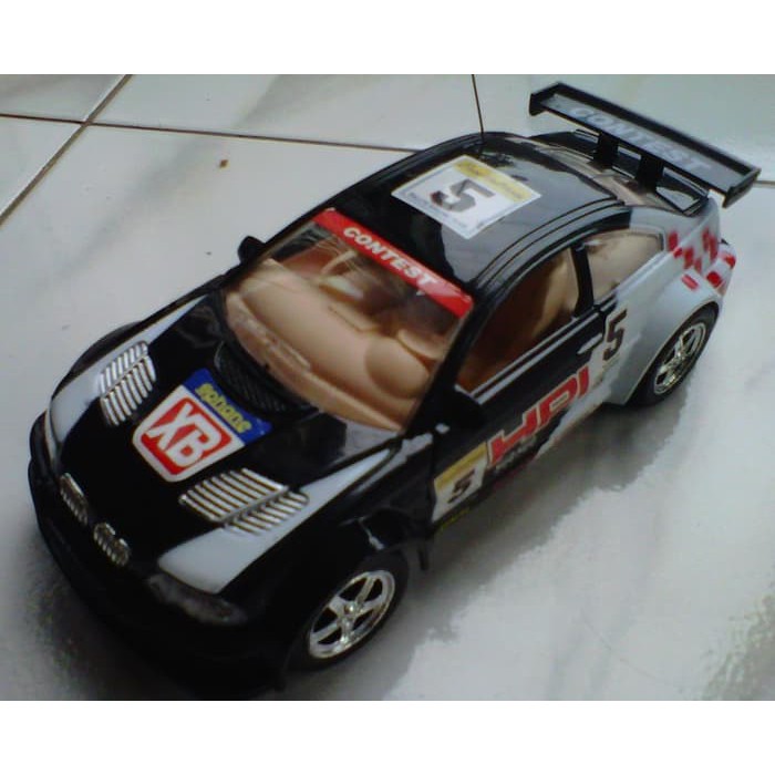 Mainan mobil remote control sedan sports Mainan Remote Control Mobil murah