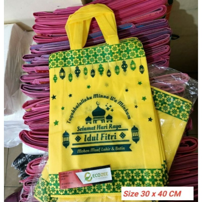 

(ISI 12 PCS) TAS LEBARAN PARCEL 30 X 40 CM SPUNBOND / GOODIE BAG IDUL FITRI