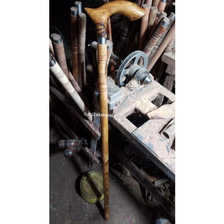 TONGKAT JALAN KAYU GAHARU WANGI ALAMI/TONGKAT KAYU GAHARU KALIMANTAN