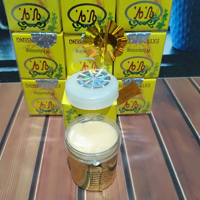 Cream UV Extra Gingseng (ECER)