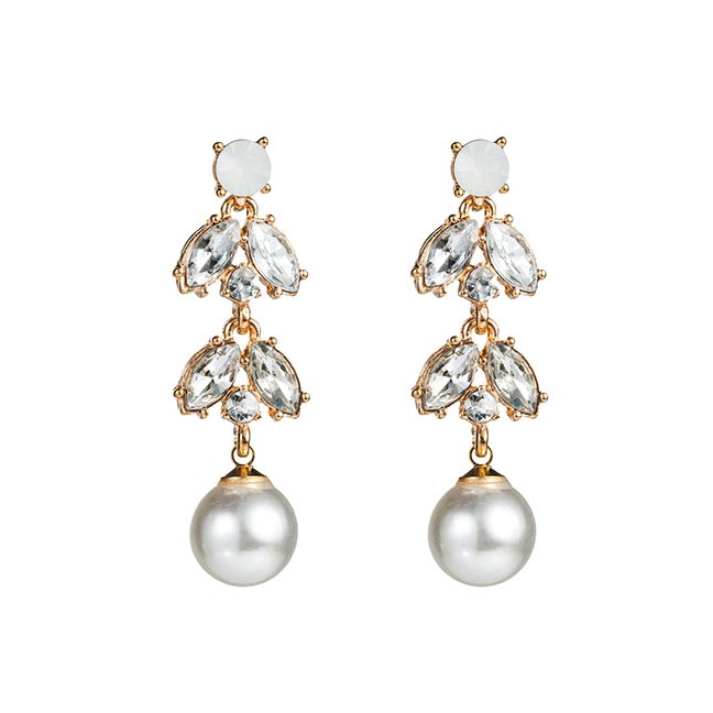 LRC Anting Tusuk Fashion Rhinestone Multi-layer Leaf Alloy Artificial pearl Acrylic Earrings D39152