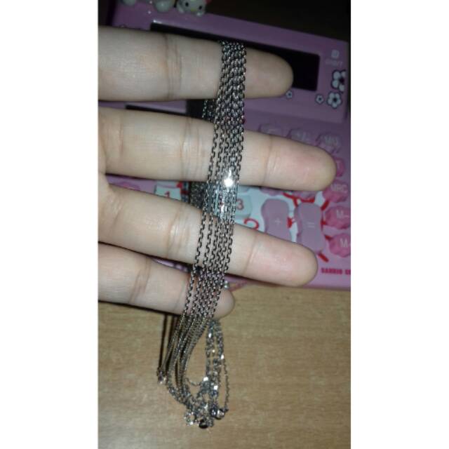 Rantai kalung Nori Hollo. Ringan tp kuat. Panjang 45cm.
