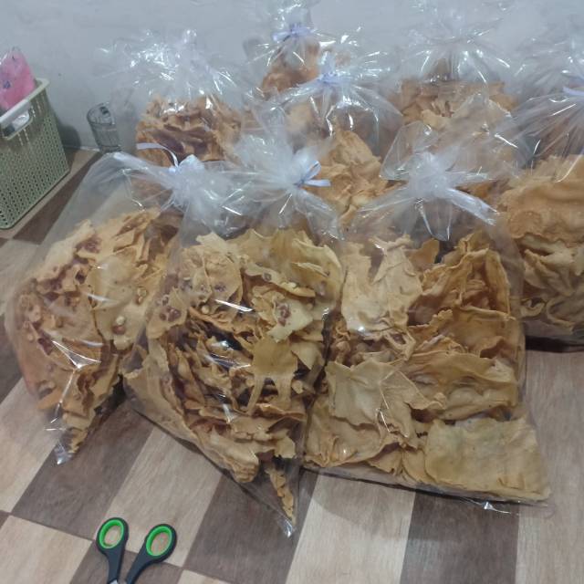 

Rempeyek kacang