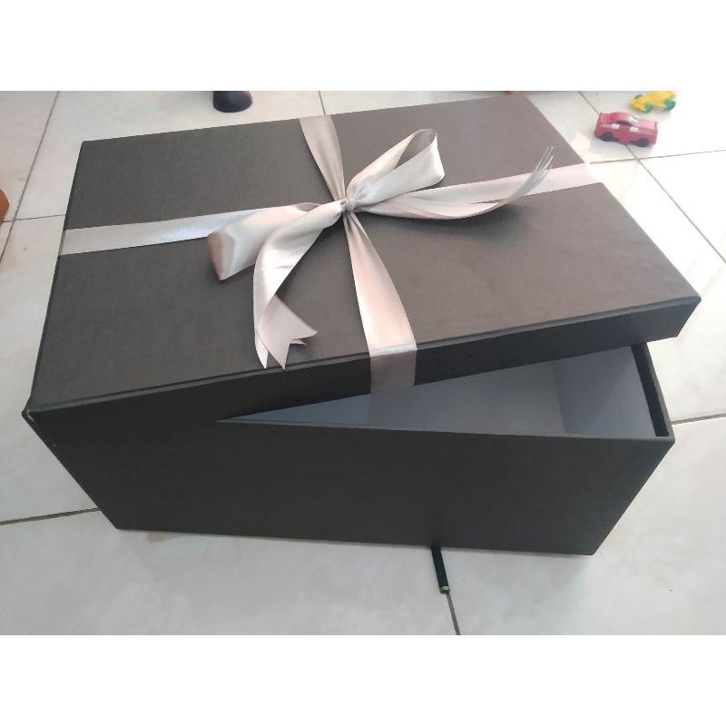 

Giftbox/Hardbox/Kotak kado Uk.35x25x15