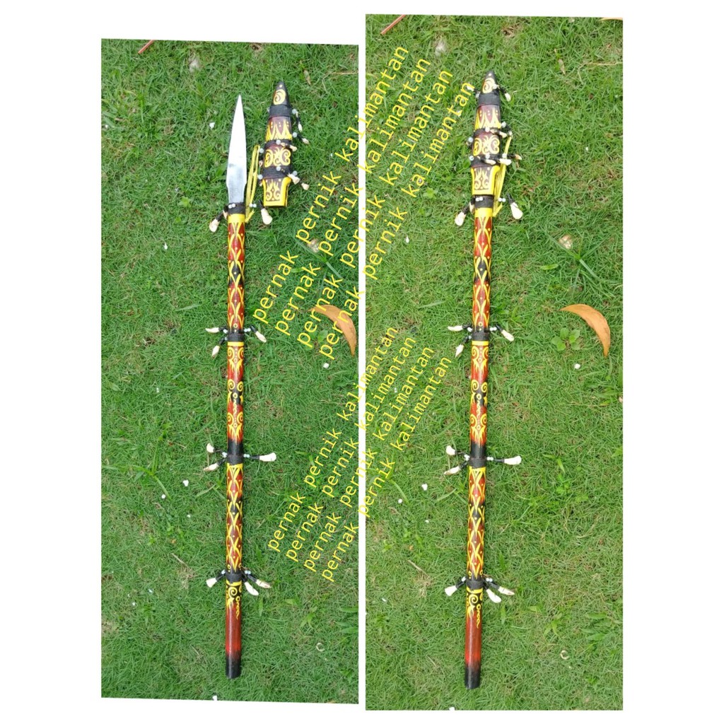 Khas Kalimantan Pajangan Tongkat Dayak