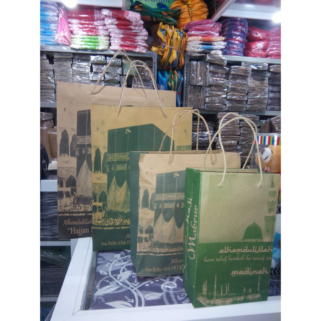 

Tas Kertas Haji Jumbo 94 12 PCS