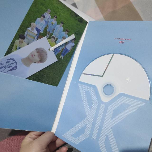 [WTS] X1 1ST ALBUM BISANG VERSION - Hangyul, Hyeongjun, Yohan