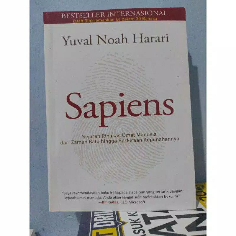BUKU SAPIENS YUNAL NOAH HARARI