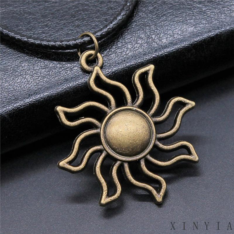 【Bayar di tempat】Kalung Titanium Pria Keren Cowok Laki Liontin Bandul Kompas Premium