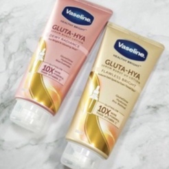 [ UKURAN BESAR ] Vaseline Gluta Hya Body Serum Lotion Pemutih Kulit Dewy Radiance 330ml Pencerah Kulit 330 ml Pelembab Pelembut Pencerah