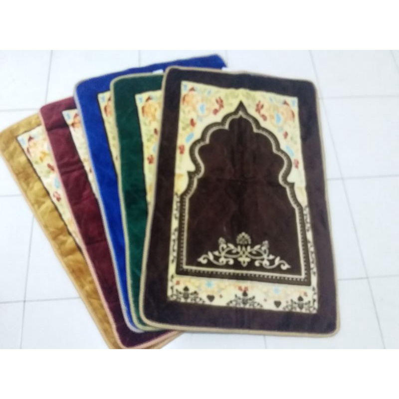 Sajadah Besar Empuk Tebal dan Halus polos size 70 × 110 cm