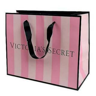 PAPER BAG VICTORIA SECRET SIZE S-M | Shopee Indonesia